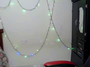 Pearl_Macy1 Chaturbate stream image from August 21, 2025