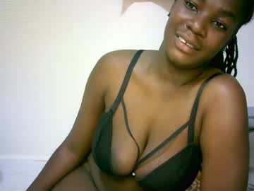 Tahlia_02 Chaturbate stream image from August 21, 2025