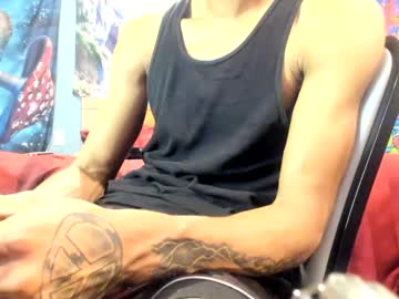 Zack_Piphermax Chaturbate stream image from August 21, 2025