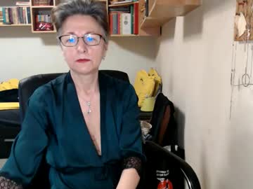 Maturekate Chaturbate stream image from August 21, 2025