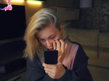 Odatuggerson Chaturbate stream image from August 21, 2025