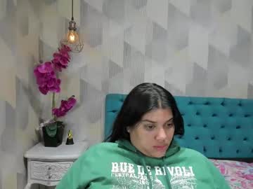 Lindabreexlove Chaturbate stream image from August 21, 2025