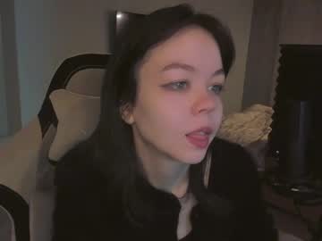 Haribo_Asmr Chaturbate stream image from August 21, 2025