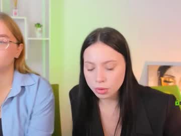 Lexi_Kit Chaturbate stream image from August 21, 2025