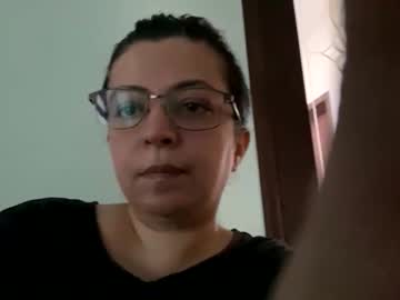 Pakmilf stream image from August 21, 2025