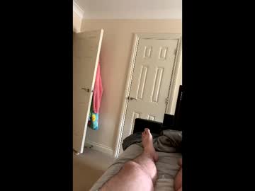 Bigjucyload Chaturbate stream image from August 21, 2025