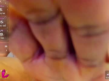 Cristinsexy_ Chaturbate stream image from August 21, 2025
