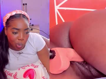 Zoeethompson_Cm Chaturbate stream image from August 21, 2025