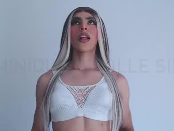 Imdominique Chaturbate stream image from August 21, 2025