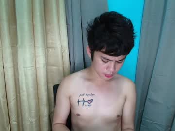 Khylle_27 Chaturbate stream image from August 21, 2025