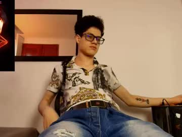 Wolfan_Sky Chaturbate stream image from August 21, 2025