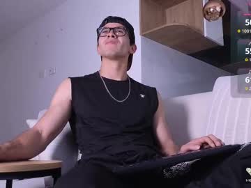Phantom_Bigger1 Chaturbate stream image from August 21, 2025