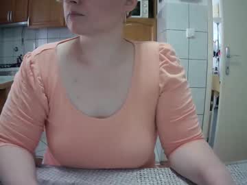 Sanavi0806 Chaturbate stream image from August 21, 2025