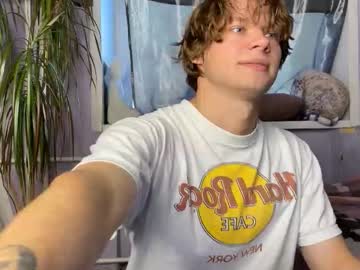 Eitanhere Chaturbate stream image from August 21, 2025