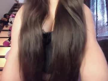 Isabela_Latingirl Chaturbate stream image from August 21, 2025