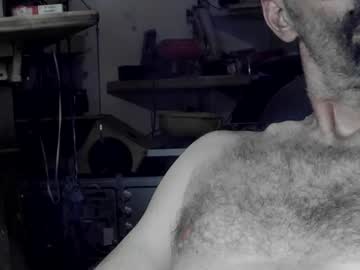 Laltro33 Chaturbate stream image from August 21, 2025