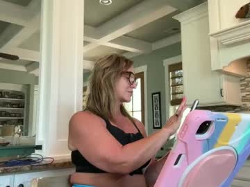 Missbehavinxoxo Chaturbate stream image from August 21, 2025