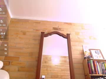 Violetagomez_Co Chaturbate stream image from August 21, 2025