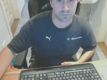 Kampfzw3rg592 Chaturbate stream image from August 21, 2025