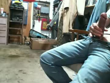 Donniestone Chaturbate stream image from August 21, 2025