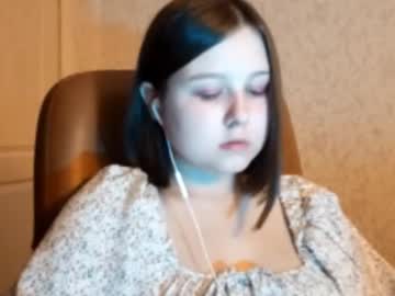 Erynwien Chaturbate stream image from August 21, 2025