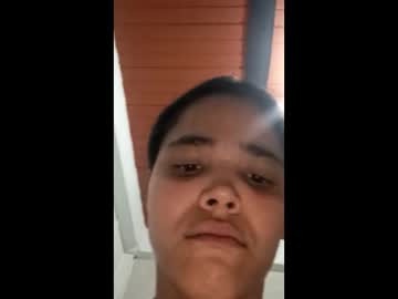 M22083 Chaturbate stream image from August 21, 2025
