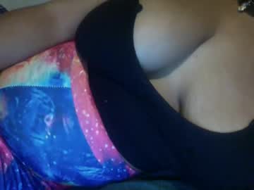 Creamycocobabe Chaturbate stream image from August 21, 2025