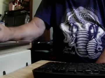 Guitars_And_Cadillacs Chaturbate stream image from August 21, 2025