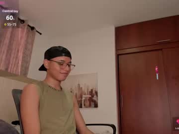 Aron_Pipeer Chaturbate stream image from August 21, 2025