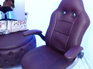 Diva_Milf Chaturbate stream image from August 21, 2025