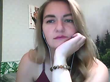 Candyolime Chaturbate stream image from August 21, 2025