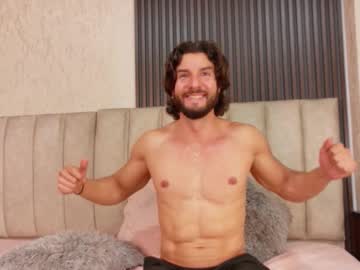 Luciano_Ferrer Chaturbate stream image from August 21, 2025