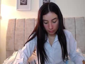 Maddiikay Chaturbate stream image from August 21, 2025