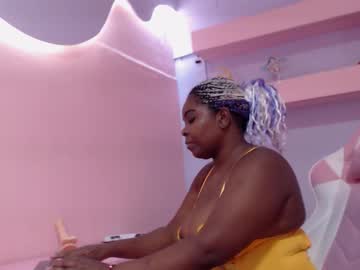 Saradunss Chaturbate stream image from August 21, 2025