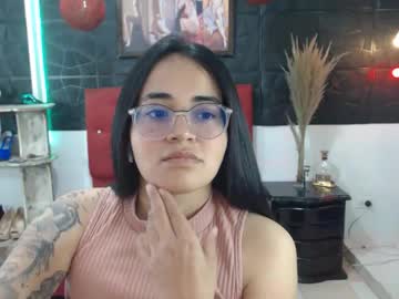 Emily_Bazan Chaturbate stream image from August 21, 2025