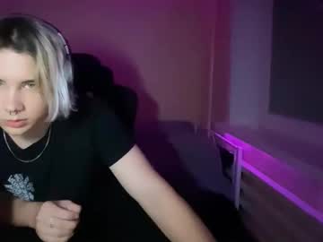 Focuswhite Chaturbate stream image from August 21, 2025