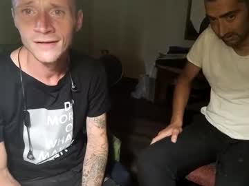 Mikeyg31088 Chaturbate stream image from August 21, 2025