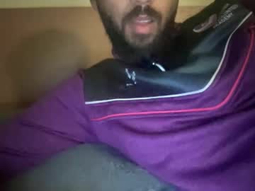 Beardeddgenius Chaturbate stream image from August 21, 2025