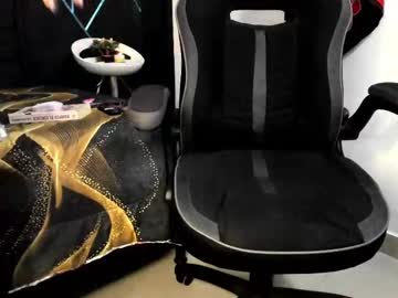 Cleossroom Chaturbate stream image from August 21, 2025