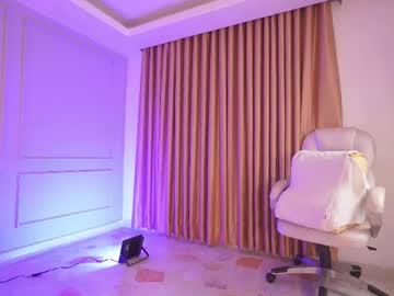 Gabi_W Chaturbate stream image from August 21, 2025