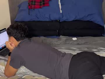 Holamemo Chaturbate stream image from August 21, 2025