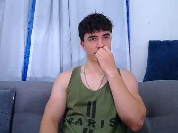 Andre_Parker Chaturbate stream image from August 22, 2025