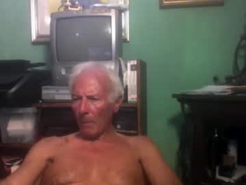 Ciuk Chaturbate stream image from August 22, 2025