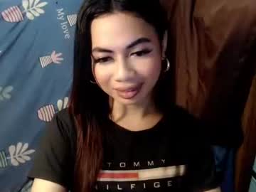 Hottiescummerx Chaturbate stream image from August 22, 2025