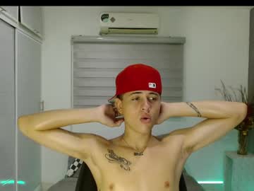 Julian_Stonee Chaturbate stream image from August 22, 2025