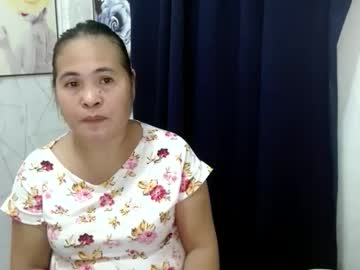 Yourlove_Regine Chaturbate stream image from August 22, 2025