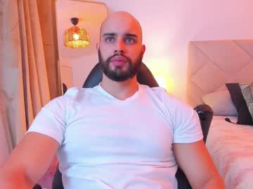 Cristobal_Alzate Chaturbate stream image from August 22, 2025