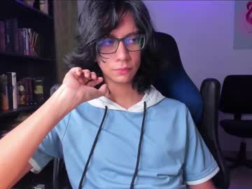 Literateboy Chaturbate stream image from August 22, 2025