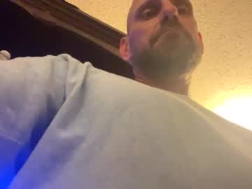 Waynedangle Chaturbate stream image from August 22, 2025
