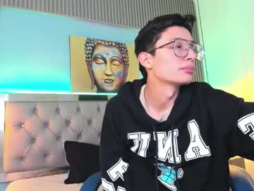 Santiago_Russo18 Chaturbate stream image from August 22, 2025